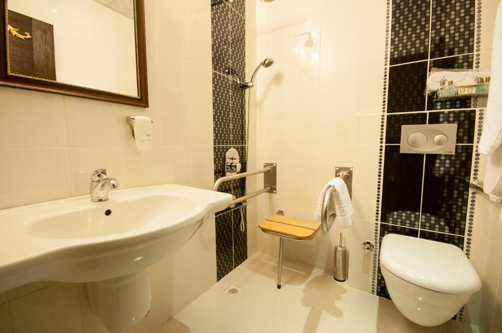 Kaya Premium Hotel Adana Eksteriør billede